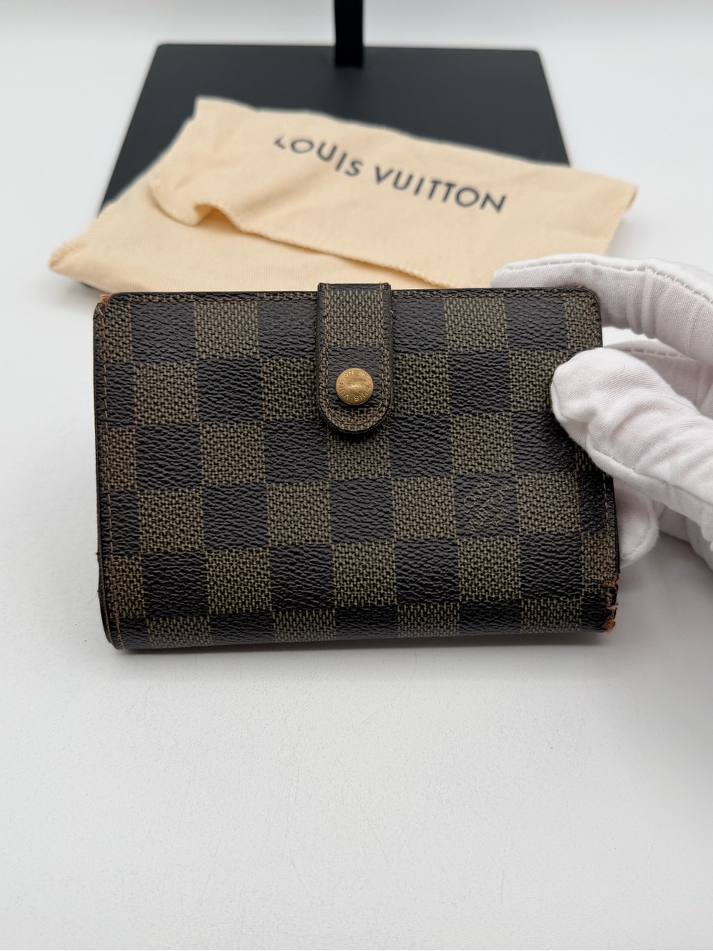 Louis Vuitton Damier Kisslock Wallet